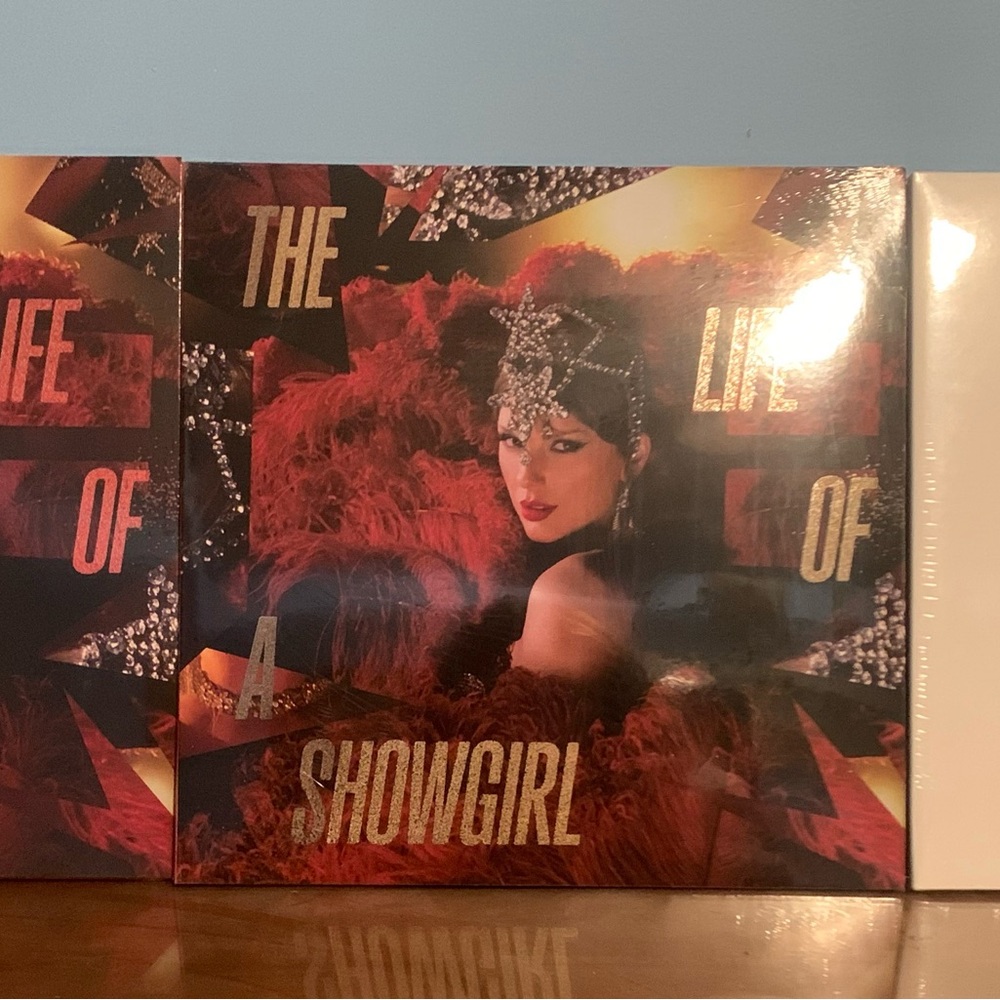 Taylor Swift Vinyl The tiny bubbles in champagne